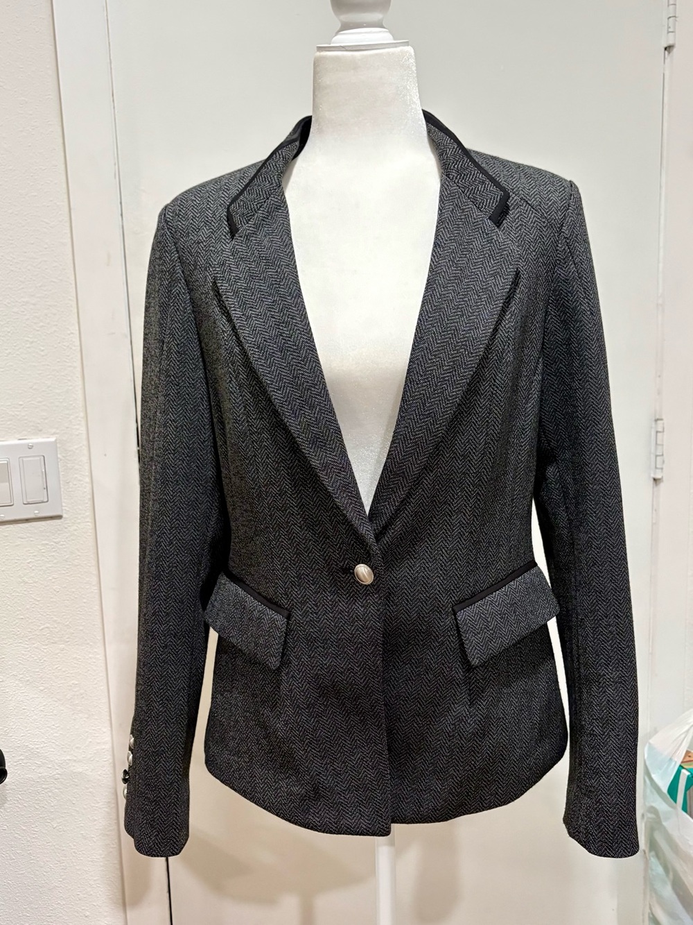Black house black market Women's Charcoal Herringbone Blazer Jacket